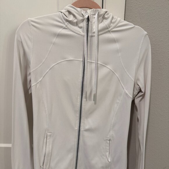 LULULEMON DEFINE JACKET HOODED NULU 2ND EDITION WHITE SIZE 10 - Picture 1 of 3